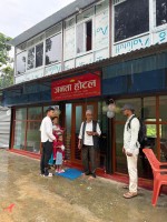 स्थानीय बजारमा २० लाख लगानीमा यूवा उद्यमी भिम बोगटीले खोले जनता होटल