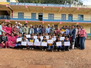 सुरक्षित वातावरण परियोजनामा सहभागी विद्यार्थीलाई प्रमाण पत्र वितरण