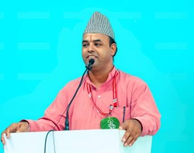ओलीको अधिनायकवाद र गणतन्त्रको क्षय